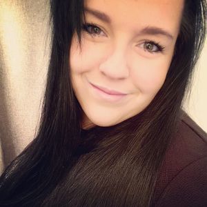 Meet your Posher, Andrée-anne